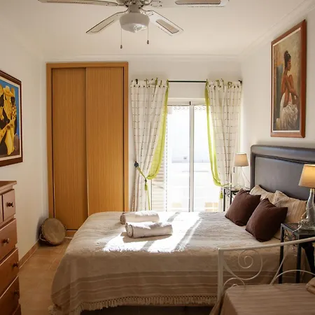 Βίλα Casa Do Lagar - Beautiful Townhouse Near Algarve Beaches Pêra