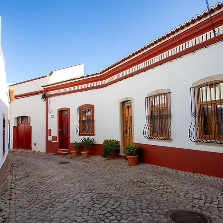 Vila Casa Do Lagar - Beautiful Townhouse Near Algarve Beaches *