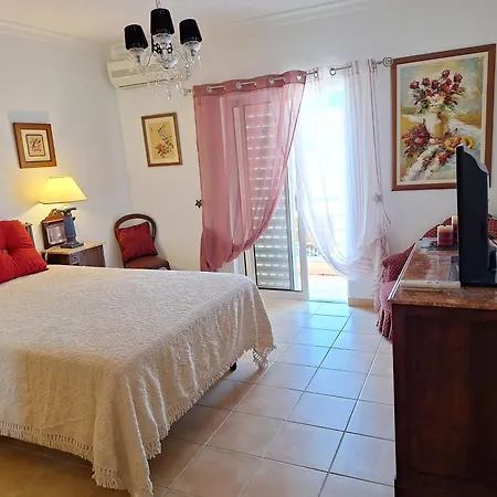 Vila Casa Do Lagar - Beautiful Townhouse Near Algarve Beaches Pêra